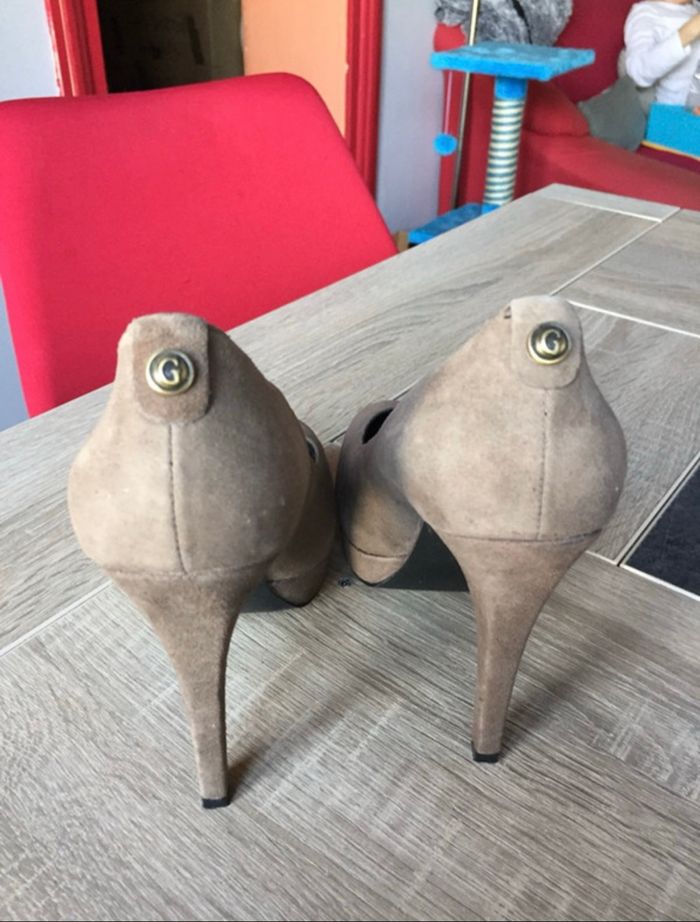 Escarpins - photo numéro 2