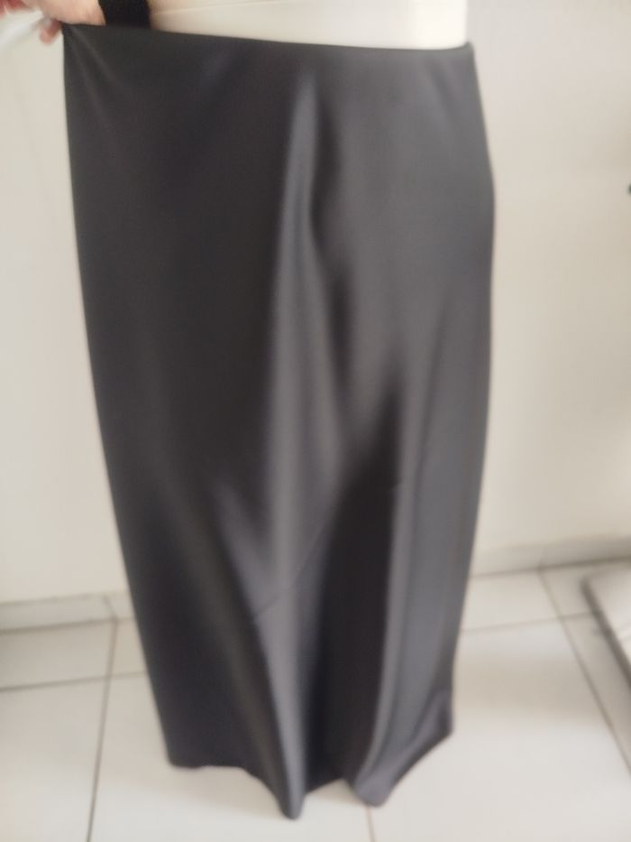#kytietailleuniquefemme. Jupe longue en satin évasé taille unique - photo numéro 2