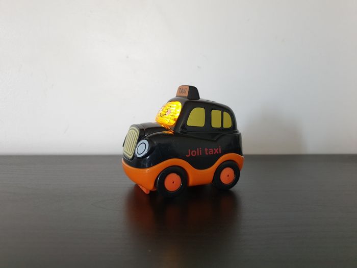 Tut tut bolide "Charlie joli taxi noir" - VTech
