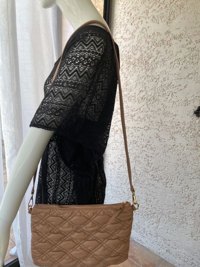 Sac matelassés de couleur rose - photo numéro 2