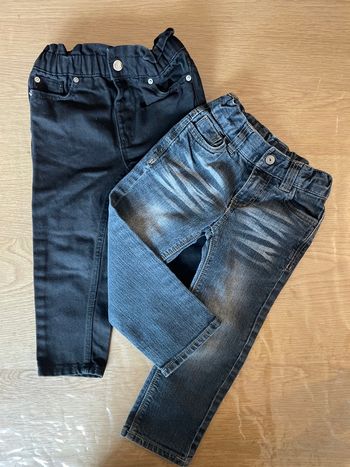 Lot 2 jeans fille 3 ans 