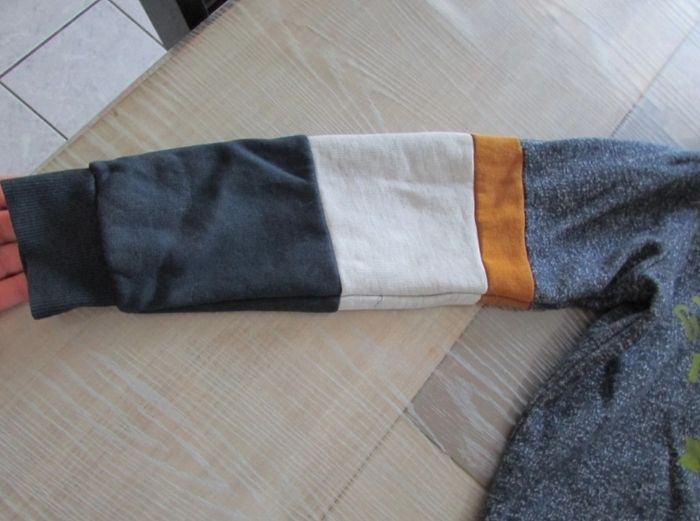 Pull à capuche Tape à l'Oeil 10 ans - photo numéro 4