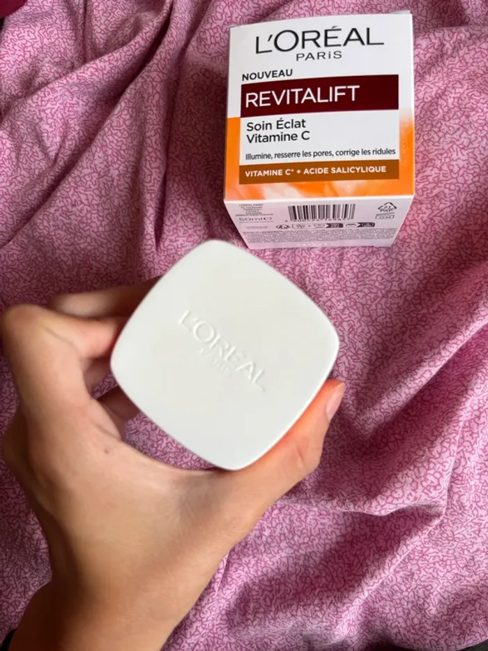 Soin éclat vitamine C revitalift Loreal Paris - photo numéro 3