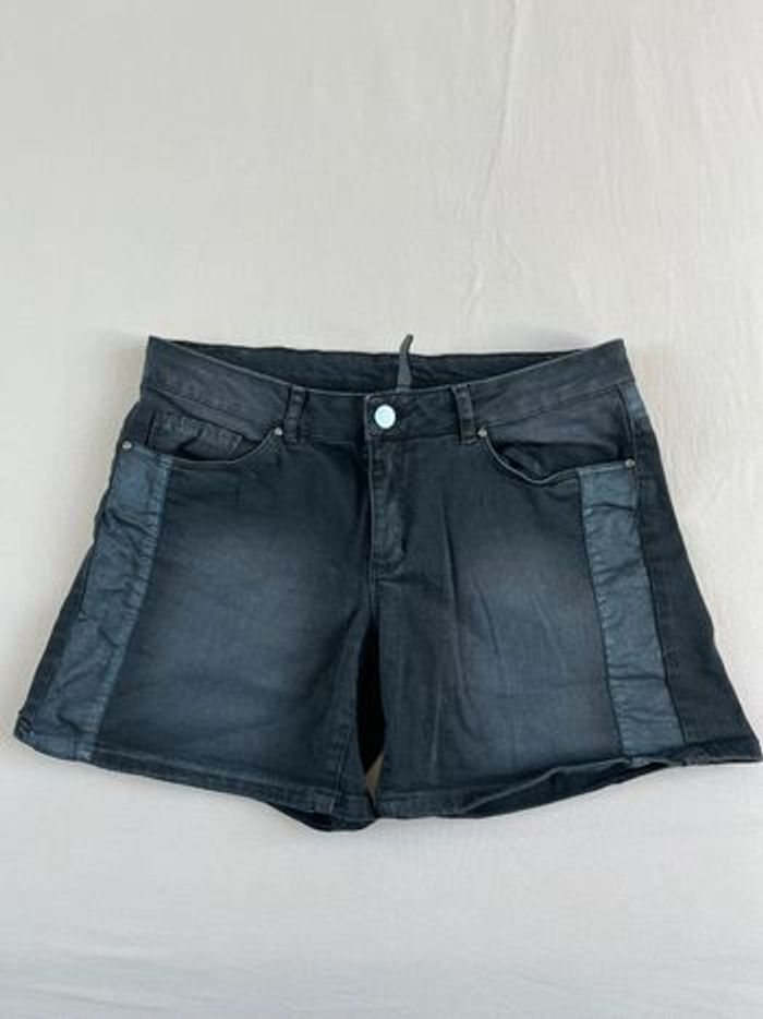 Short Nafnaf noir taille 40