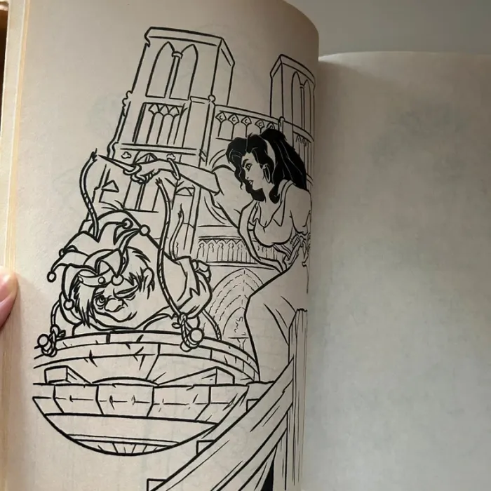 Carnet coloriage Disney le bossu de Notre-Dame - photo numéro 8