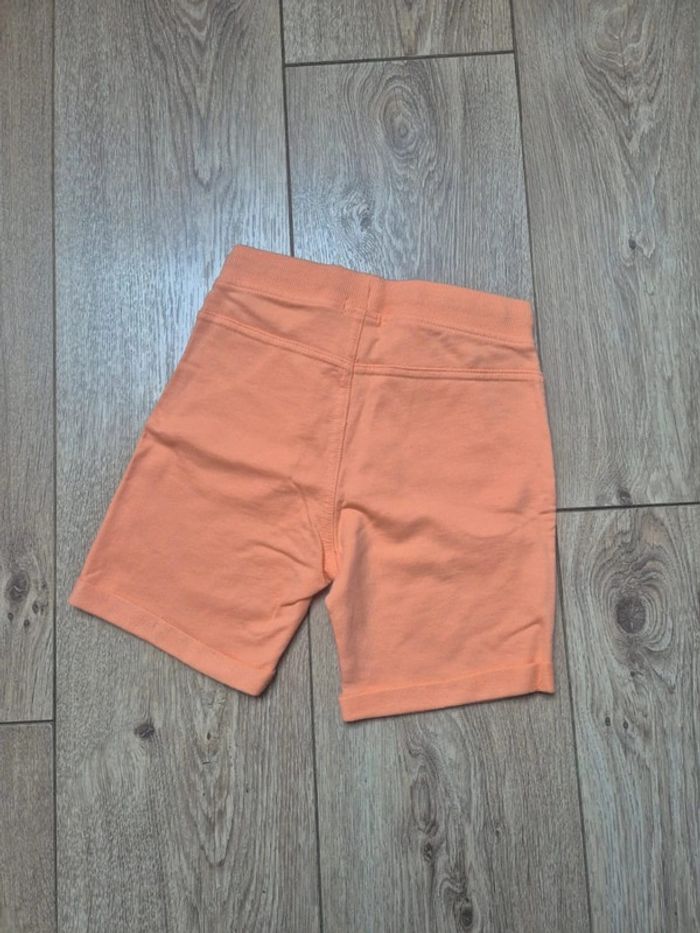 Short gémo abricot 4 ans neuf jamais porté - photo numéro 2