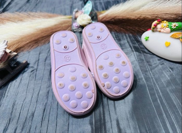 Chaussons bottines bébé lilas / mauve - photo numéro 3