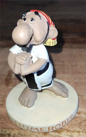 Figurine Numerobis Atlas Plastoy
