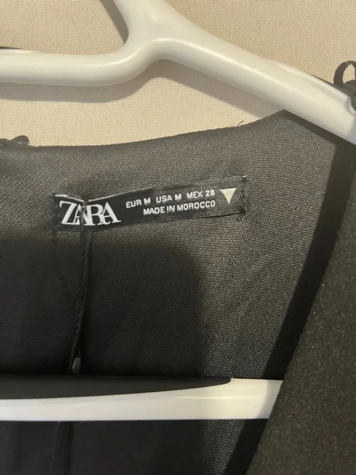 robe noire - photo numéro 4