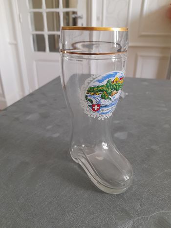 Verre en forme de botte