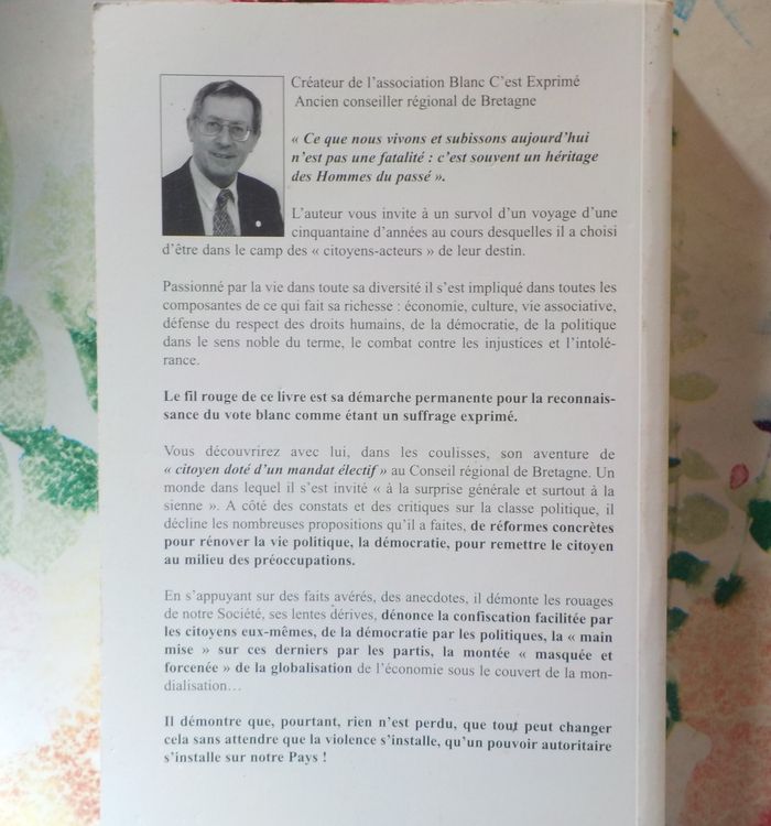 VOTE BLANC La longue DEmarche par Gérard GAUTIER Ed. L'écharpe - photo numéro 2