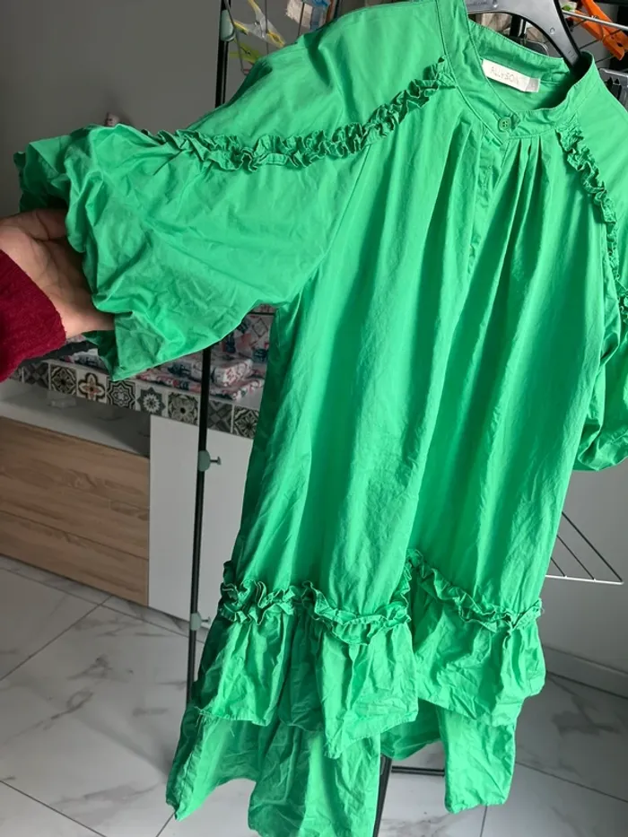 Robe évasé neuve - photo numéro 2