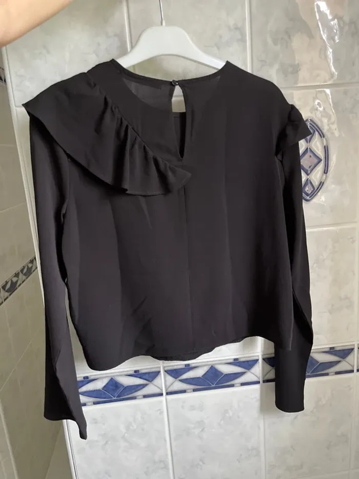Blouse à volant - photo numéro 2