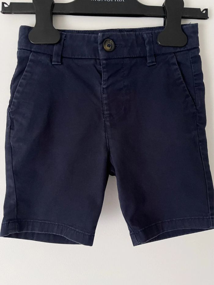 Short bleu marine classique en coton robuste Marks & Spencer taille 3-4 ans