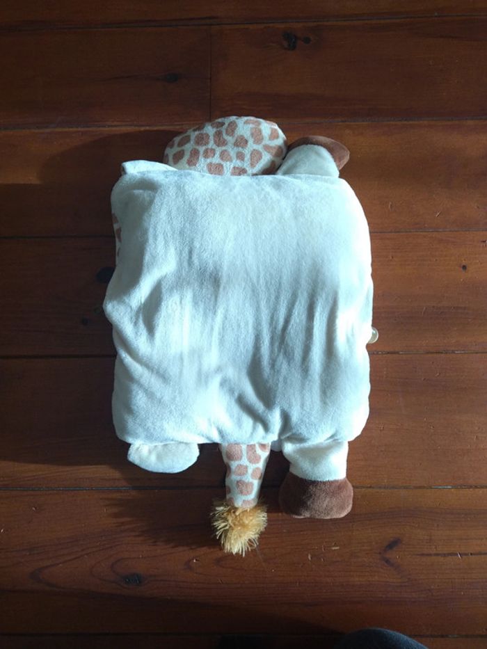 Coussin peluche doudou - photo numéro 3