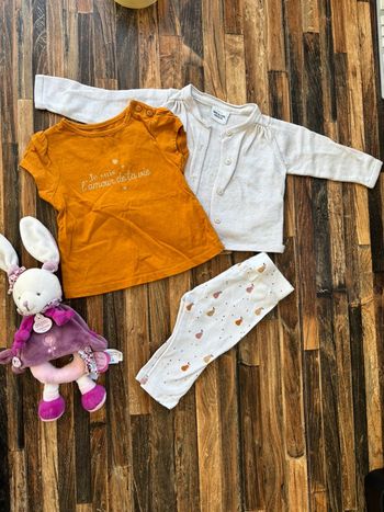 Ensemble gilet + t-shirt + legging 3 mois fille