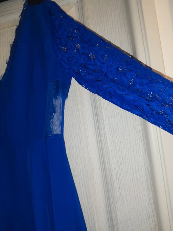 Robe bleue - photo numéro 3