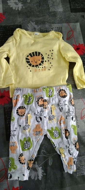 Pyjama 🦁 1mois