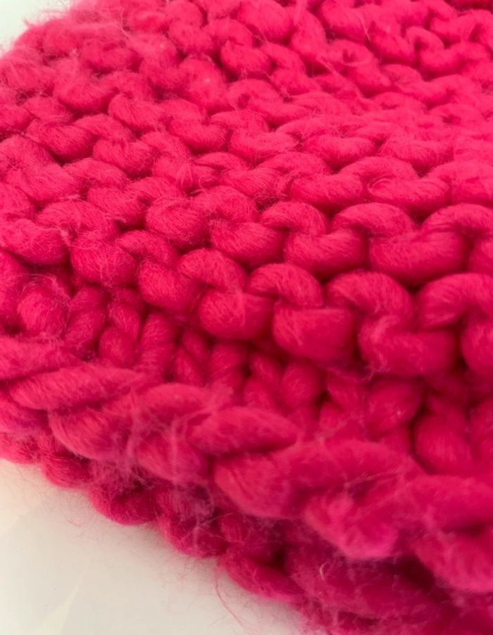 Bonnet rose avec pompon - photo numéro 5
