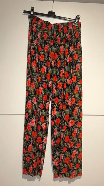 Pantalon fluide légèrement transparent – Taille M – Neuf sans étiquette