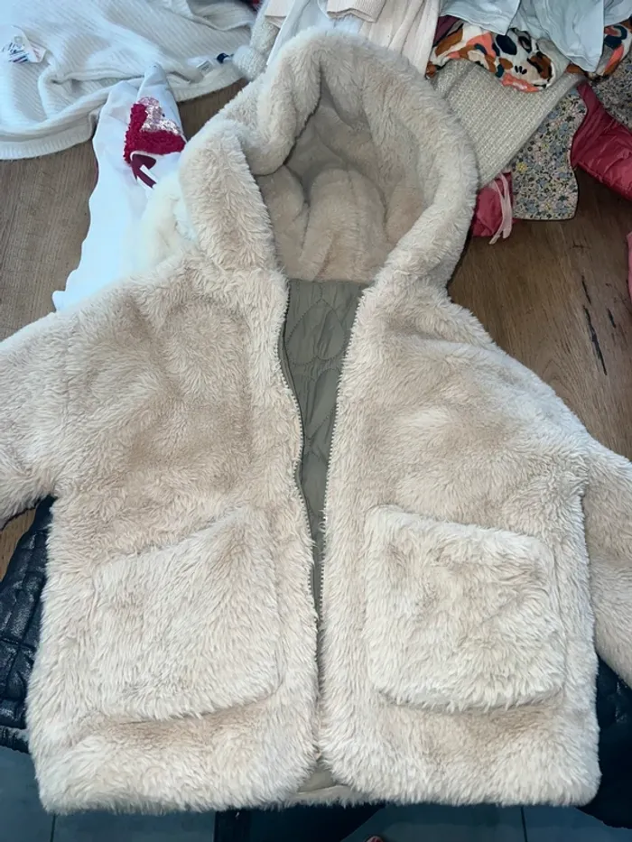 Lot fille 5 ans 🍭 - photo numéro 2