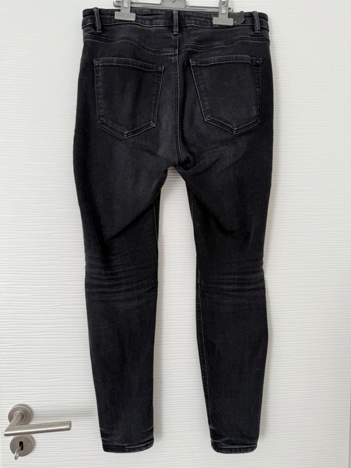Jean slim skinny noir délavé uni basique simple - photo numéro 4