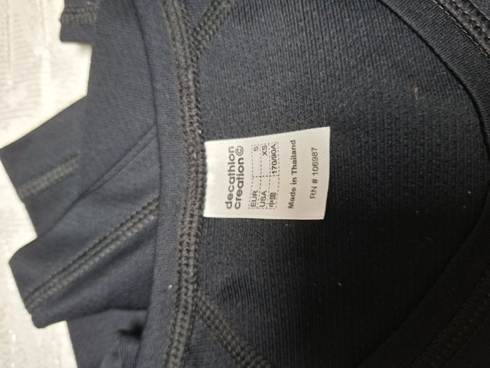 Tee shirt de sport Décathlon Taille S - photo numéro 2