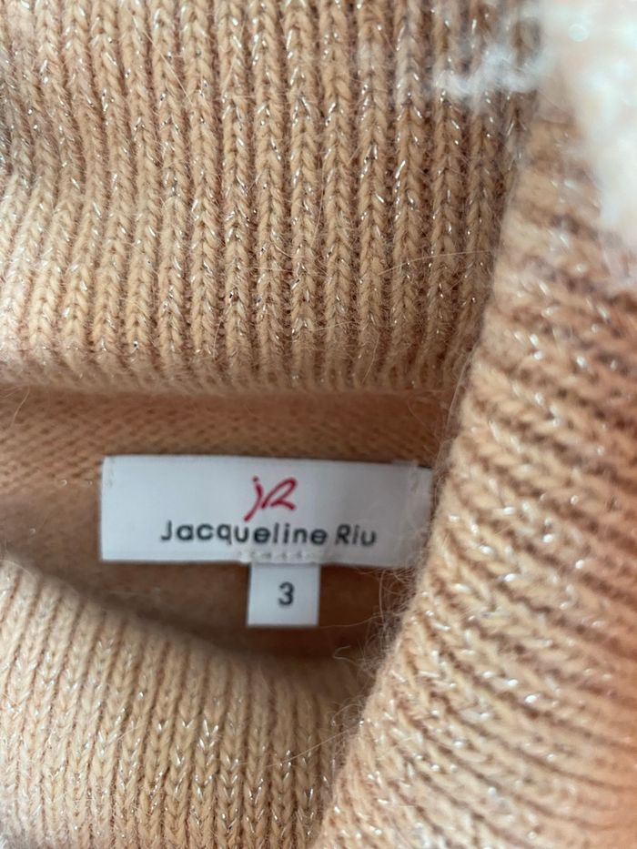 Pull col roulé avec  paillettes argentées - photo numéro 2