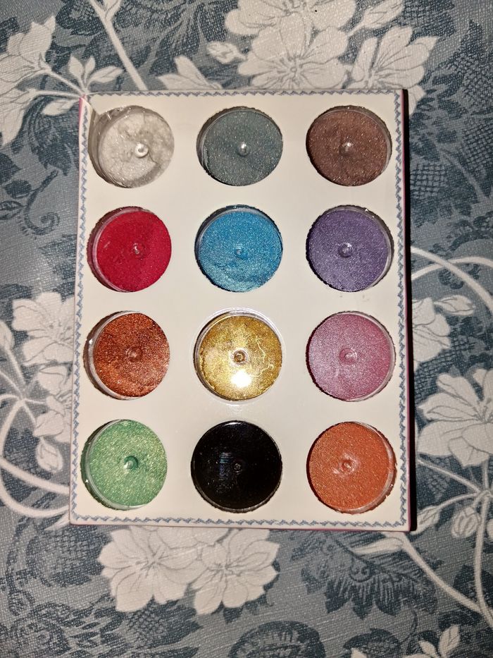 12 couleurs de Poudre mica