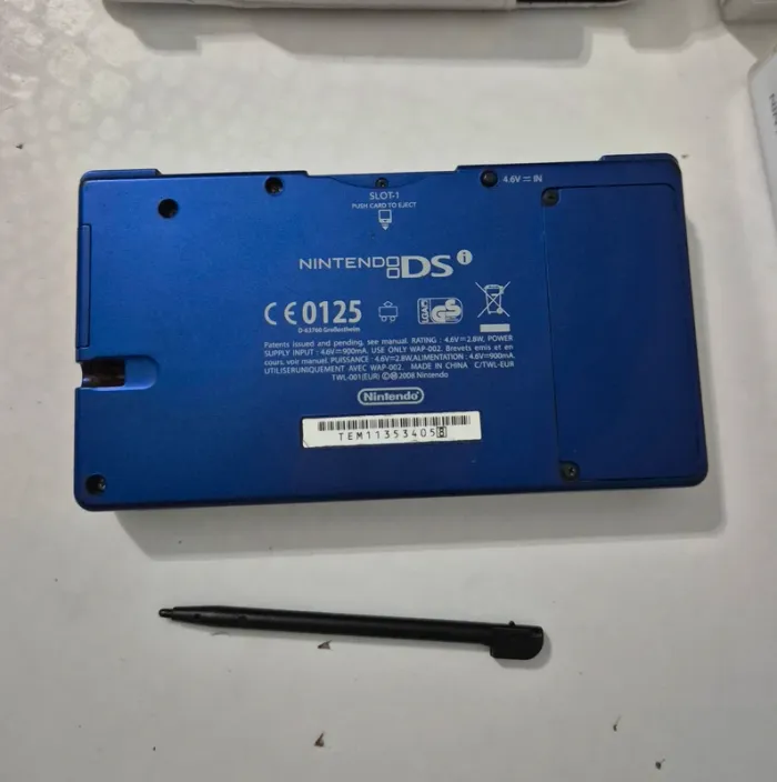 Console Nintendo ds dsi bleu métallisé et jeux - photo numéro 4