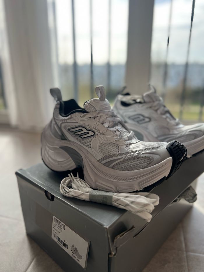 Balenciaga - photo numéro 4