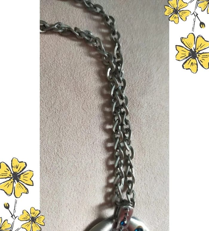 Collier fantaisie argenté et bleu – pendentif rond original - photo numéro 11