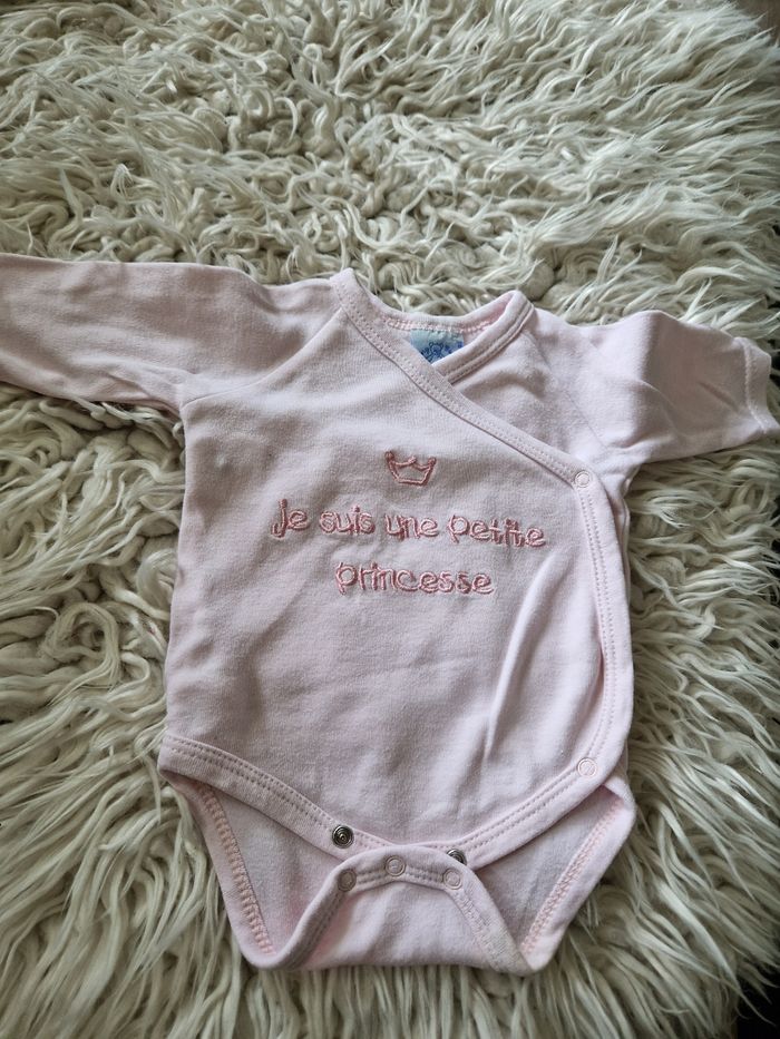Lot de vêtements bebe fille de 0-56cm - photo numéro 9