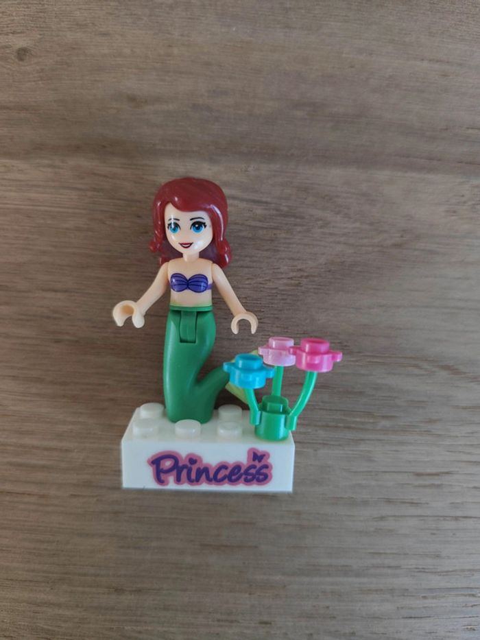 Figurine Ariel la petite sirène Lego