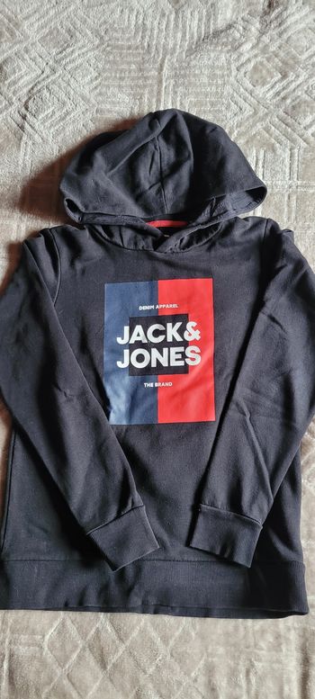 Pull à capuche 