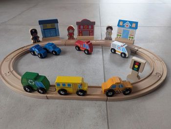 Circuit voiture bois citadine