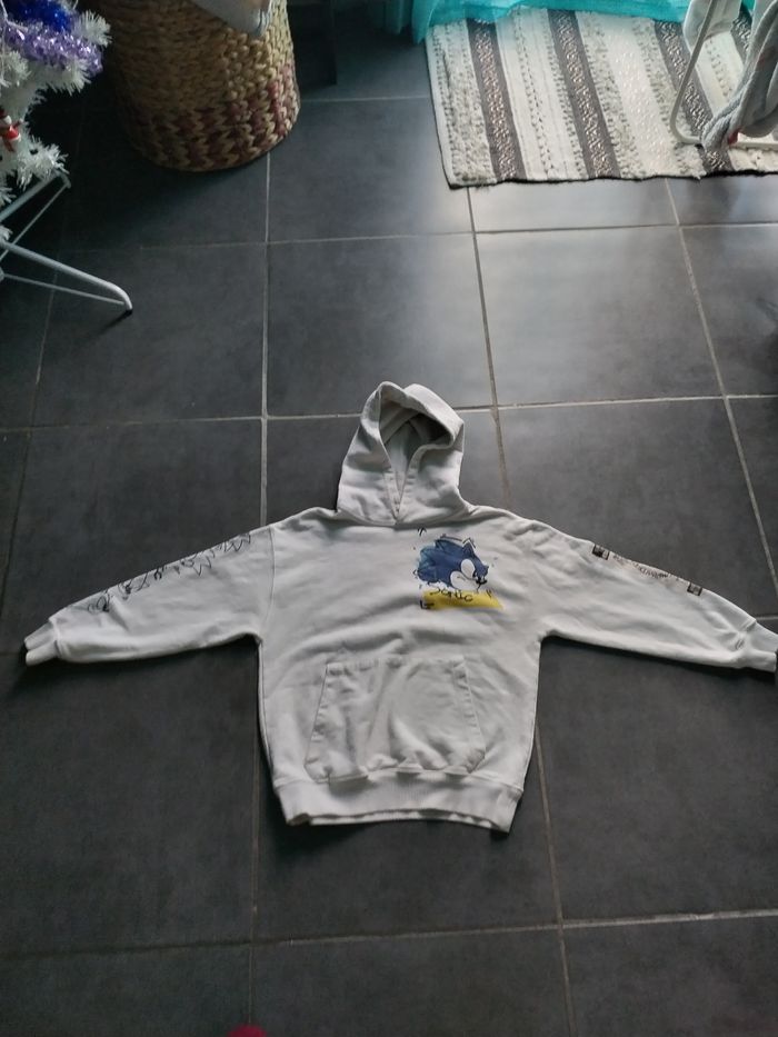 Sweat à capuche Sonic. - photo numéro 5