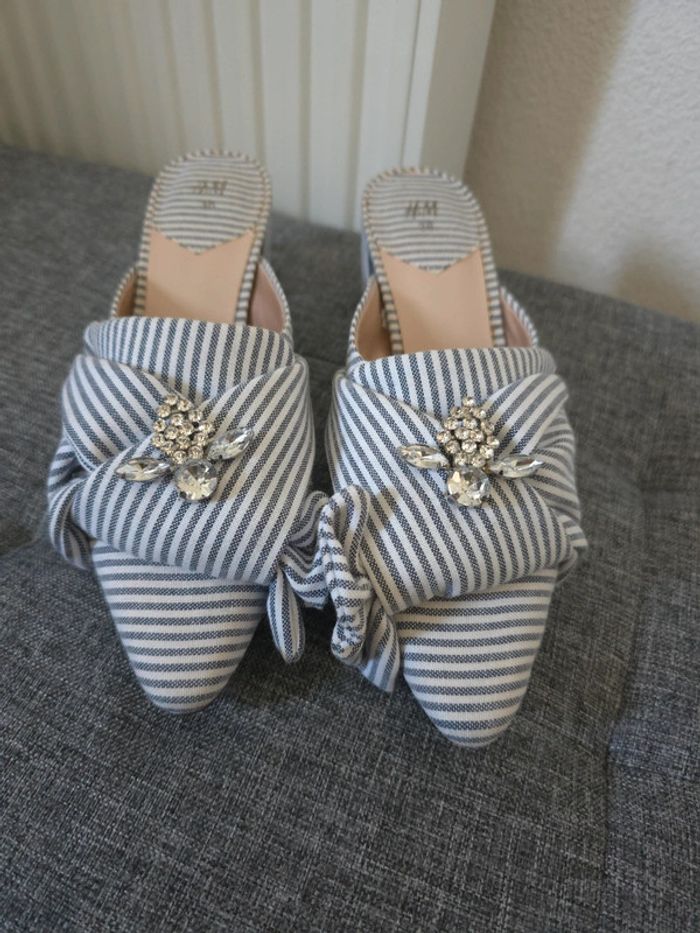 Sandales/mule détails noué et strass neufs - photo numéro 7