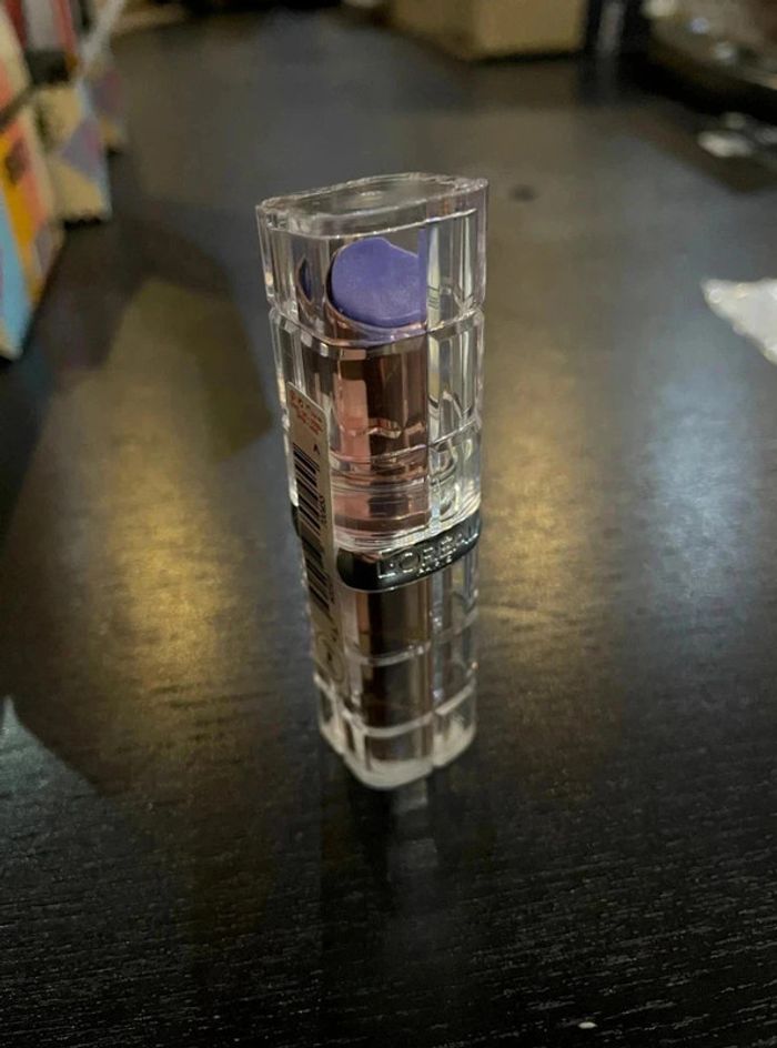 Rouge à lèvre - L'Oréal Paris Color Riche Shine Lipstick - Blue Mint Plump