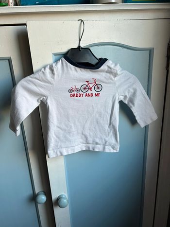 Tee shirt manches longues vélo , 6 mois