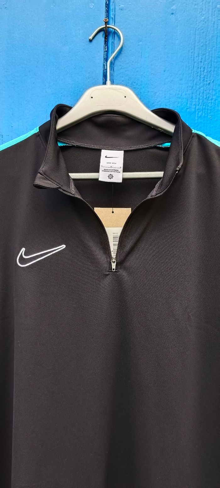 Gilet homme Nike Taille L neuf avec étiquette - photo numéro 3