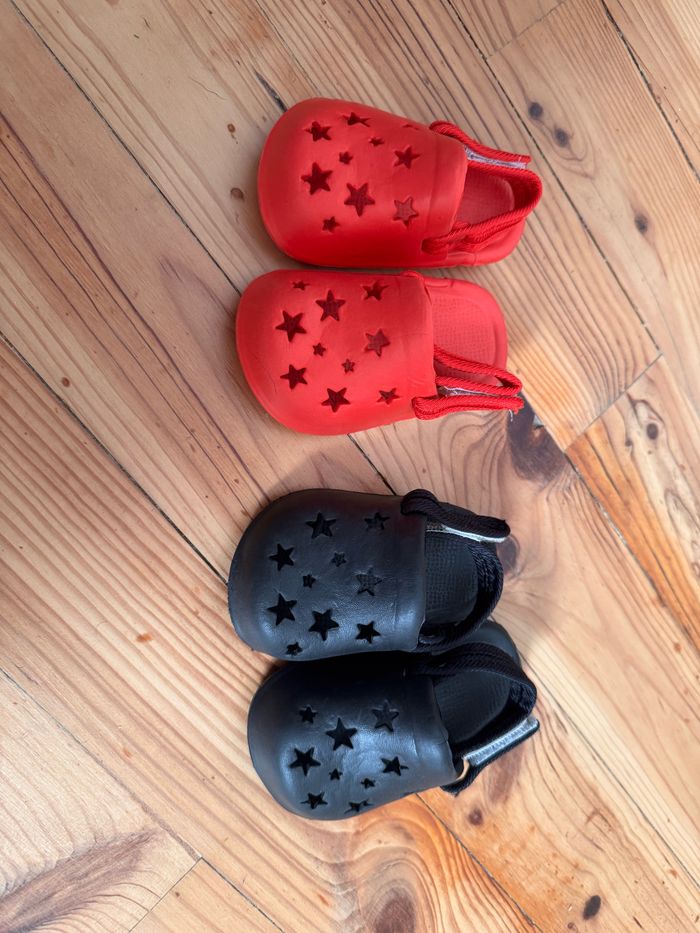 Lots de deux paires d’espadrilles bébé