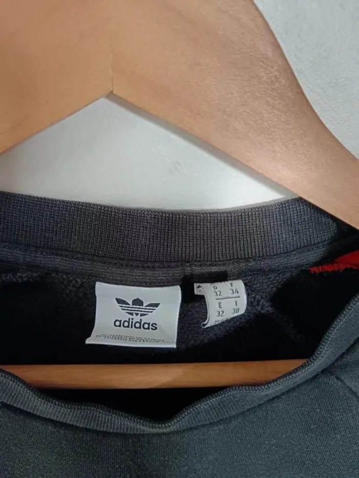 C1 sweat noir Adidas 34 - photo numéro 3