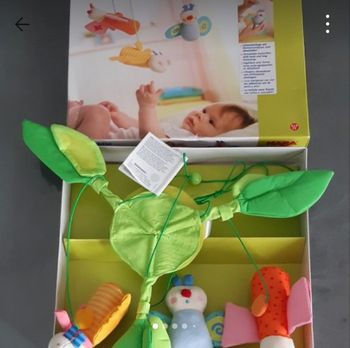 Mobile papillon butineur