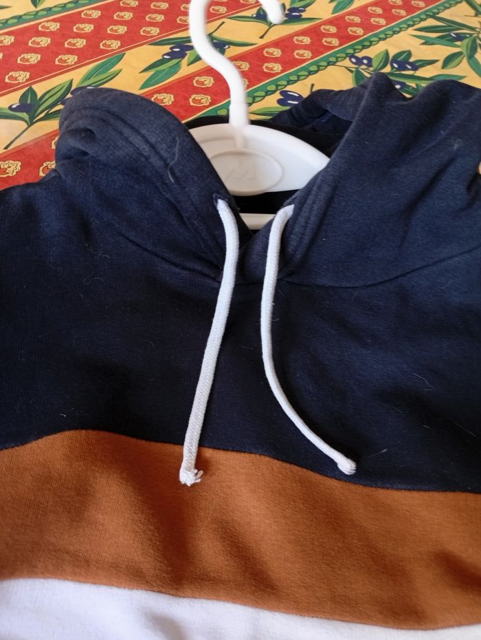 Sweat  à capuche - photo numéro 3