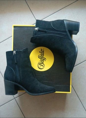 Bottines noires Buffalo 36