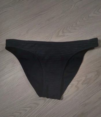 Bas de maillot de bain noir neuf