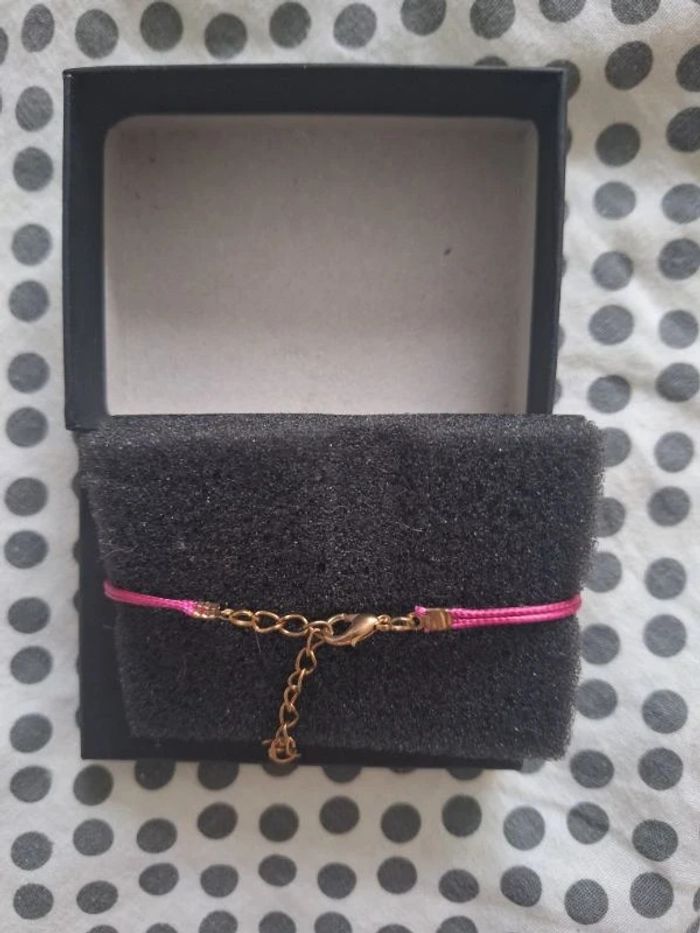 neuf Bracelet rose avec fermoir - photo numéro 4