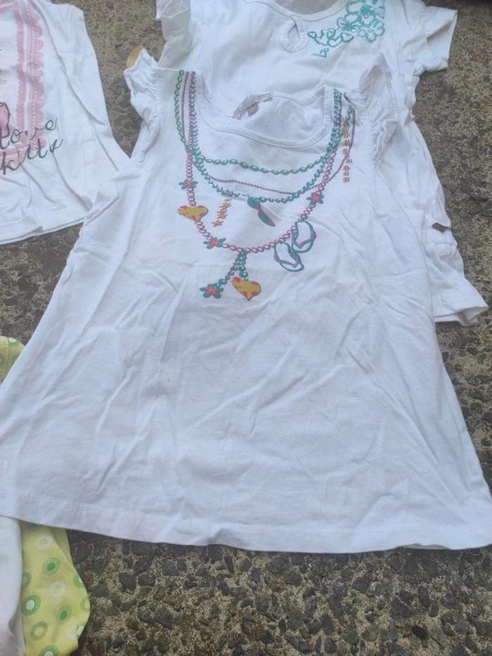 Lot 5 tuniques 8 ans - photo numéro 4