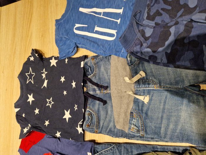 Lot 10 vêtements Gap 6/24 mois - photo numéro 5